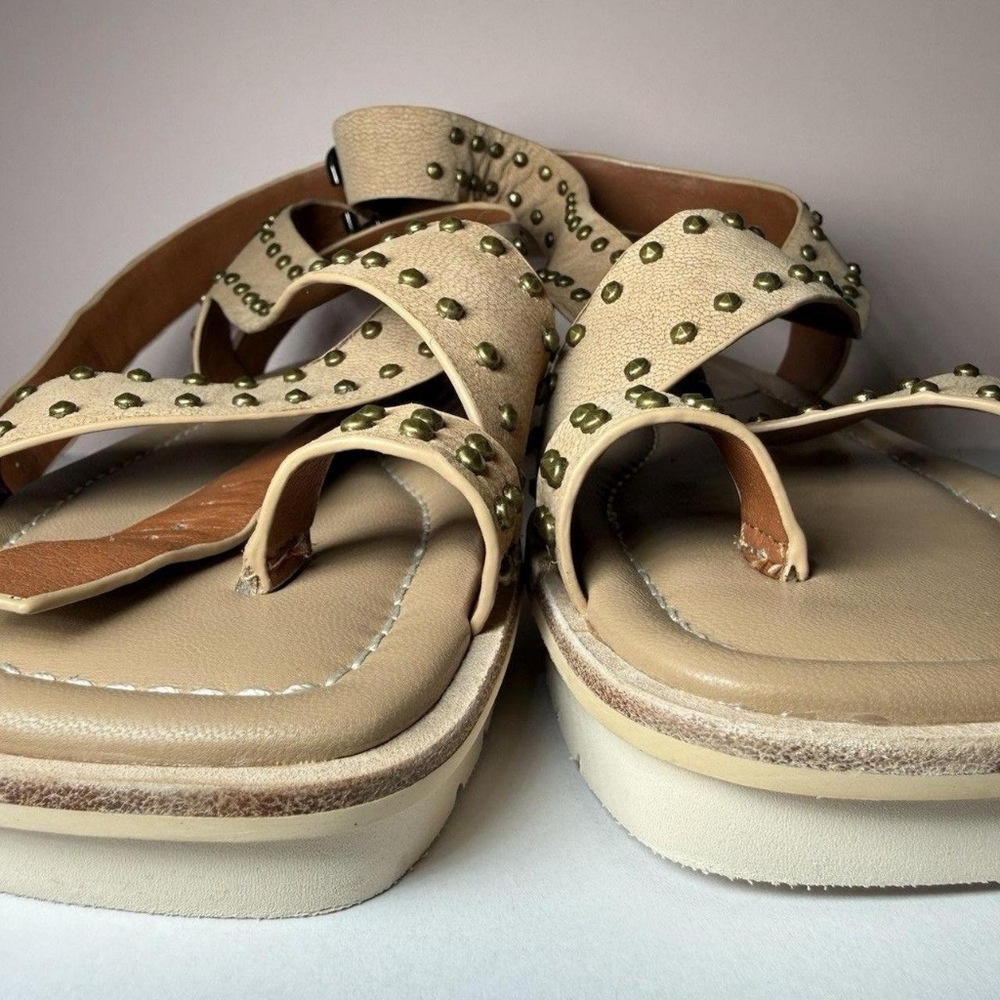 Donald J. Pliner Women's Tan Sandals